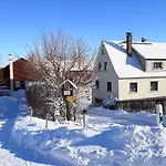 Apartament Pumphuts Scheune Nr 1 - 4 Beim Freizeitpark Plohn Lengenfeld (Saxony)