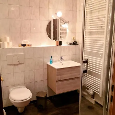 Pumphuts Scheune Nr 1 - 4 Beim Freizeitpark Plohn * Lengenfeld (Saxony)