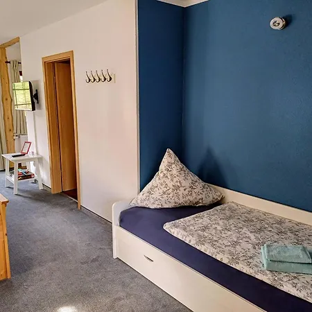 Apartment 1 Bis 4 Pumphut's Scheune Lengenfeld (Saxony)